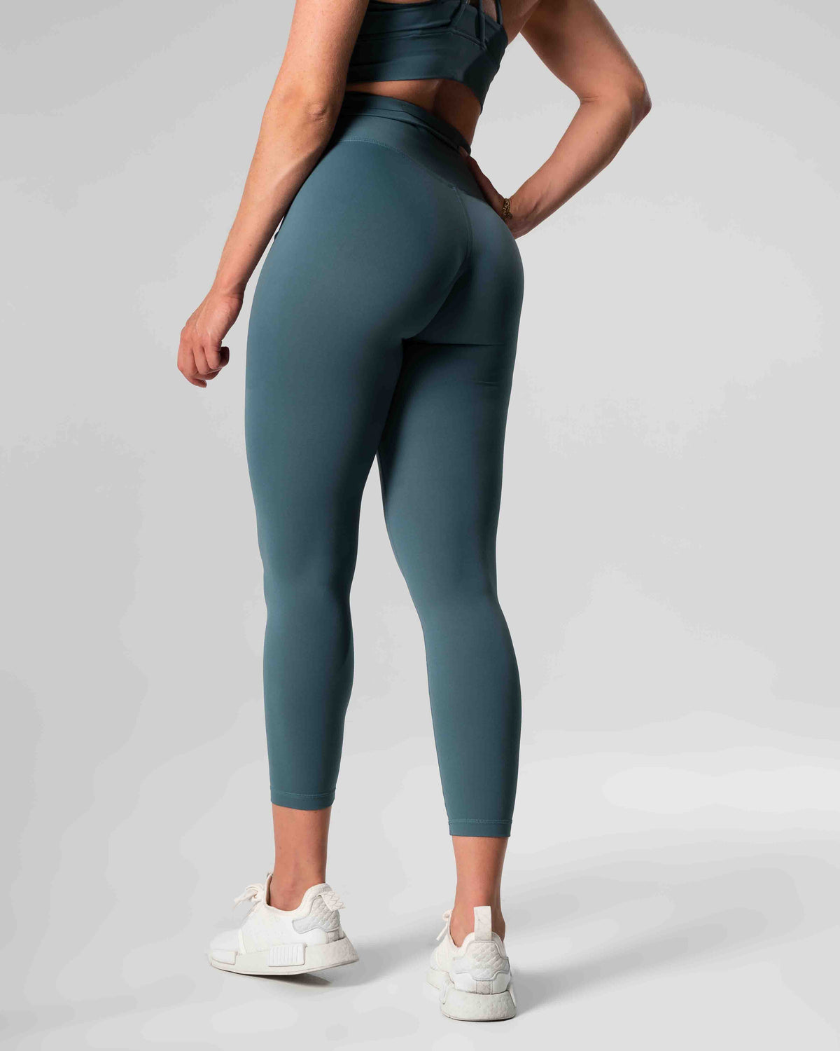 Workout clothes  Mercy collection - RELODE